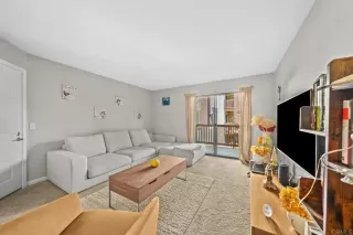 Photo #1: PTP2403779 Listing