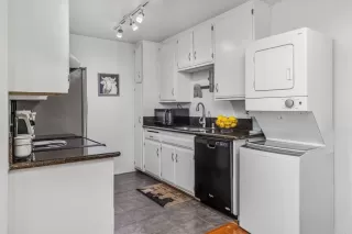 Photo #4: PTP2403915 Listing