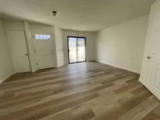 Photo #5: PTP2403989 Listing