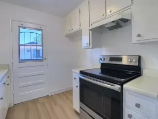 Photo #6: PTP2404062 Listing