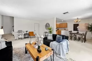 Photo #4: PTP2404093 Listing 