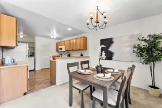 Photo #5: PTP2404093 Listing 