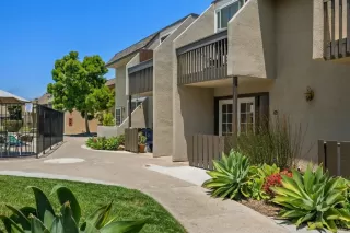 Photo #4: PTP2404106 Listing