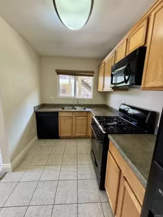 Photo #2: PTP2404159 Listing