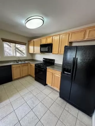 Photo #4: PTP2404159 Listing