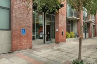 Photo #2: PTP2404330 Listing