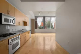 Photo #6: PTP2404330 Listing