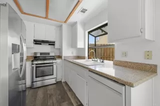 Photo #6: PTP2404336 Listing