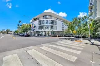 Photo #1: PTP2404413 Listing 