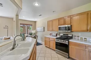 Photo #6: PTP2404474 Listing 