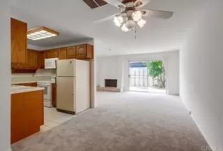 Photo #5: PTP2404628 Listing 