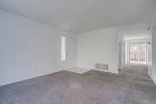 Photo #3: PTP2404697 Listing 