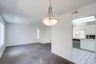 Photo #5: PTP2404697 Listing 