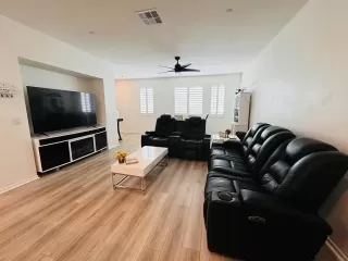 Photo #2: PTP2404710 Listing 