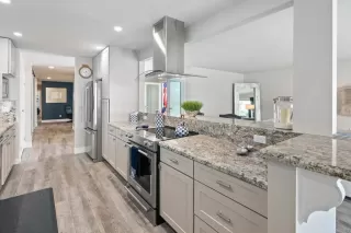 Photo #6: PTP2404805 Listing