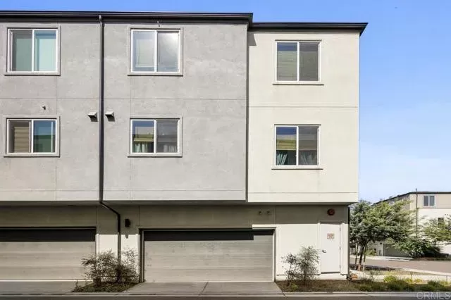 MLS: PTP2404915 Condo For Sale