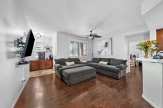 Photo #3: PTP2404931 Listing 