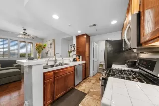 Photo #5: PTP2404931 Listing 