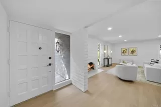 Photo #4: PTP2405332 Listing