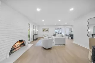 Photo #5: PTP2405332 Listing