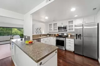 Photo #5: PTP2405440 Listing