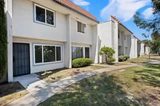Photo #1: PTP2405463 Listing