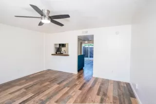 Photo #4: PTP2405588 Listing