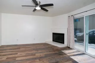 Photo #5: PTP2405588 Listing
