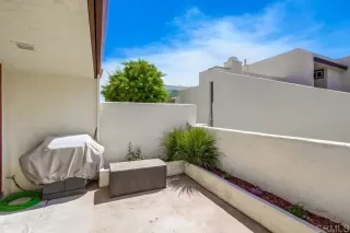 Photo #2: PTP2405589 Listing