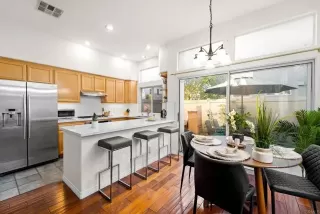 Photo #6: PTP2405837 Listing 