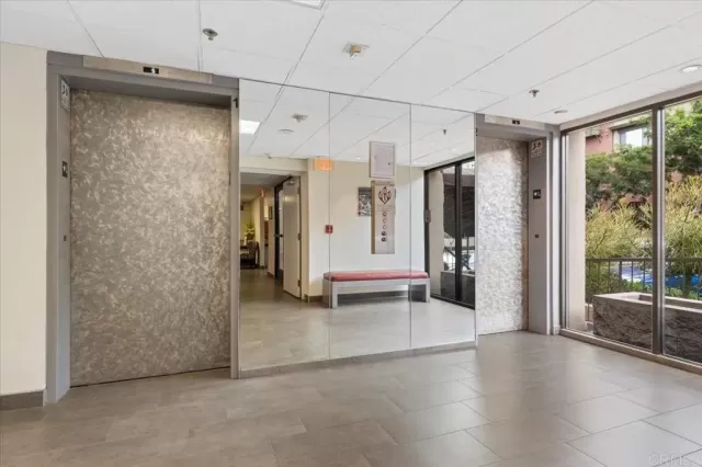 MLS: PTP2405843 Condo For Sale