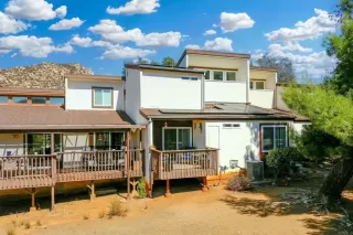 Photo #3: PTP2405850 Listing 