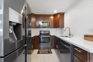 Photo #1: PTP2405897 Listing