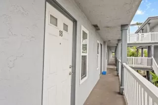 Photo #5: PTP2405979 Listing