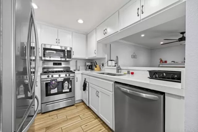 MLS: PTP2406072 Condo For Sale