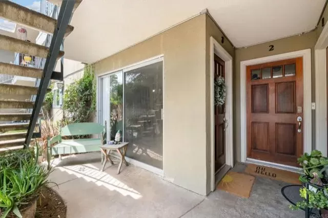 MLS: PTP2406076 Condo For Sale