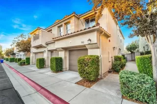 Photo #1: PTP2406238 Listing