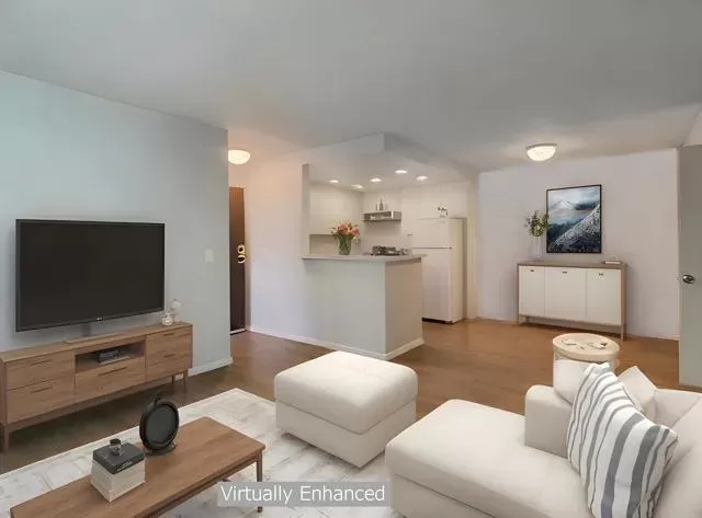 MLS: PTP2406278 Condo For Sale