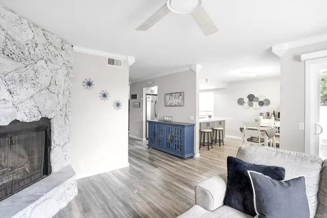 MLS: PTP2406317 Condo For Sale