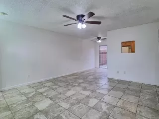 Photo #5: PTP2406521 Listing