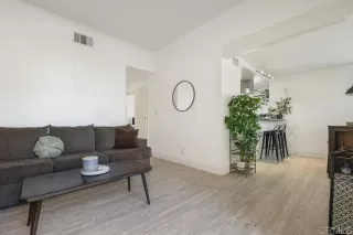 Photo #5: PTP2406567 Listing