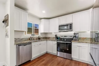 Photo #1: PTP2406675 Listing 