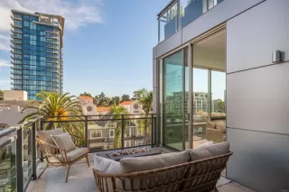More Details about MLS # PTP2406862 : 2750 4TH AVENUE UNIT 401
