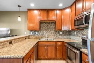 Photo #5: PTP2406881 Listing 