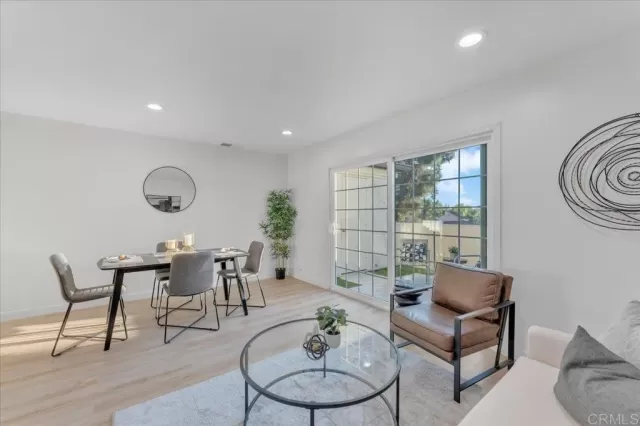 MLS: PTP2406907 Condo For Sale