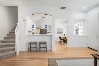 Photo #5: PTP2406959 Listing