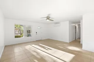 Photo #2: PTP2407050 Listing