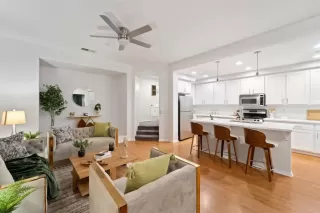 Photo #2: PTP2407213 Listing