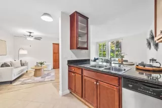 Photo #6: PTP2407350 Listing 