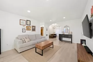 Photo #6: PTP2407392 Listing